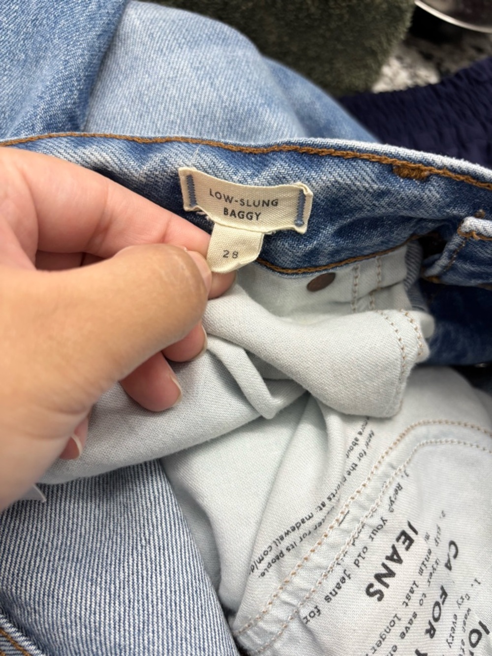 Madewell Low Slung Baggy Jeans Womens 28 Button Fly Denim 100% Cotton NS198 - Picture 4 of 7